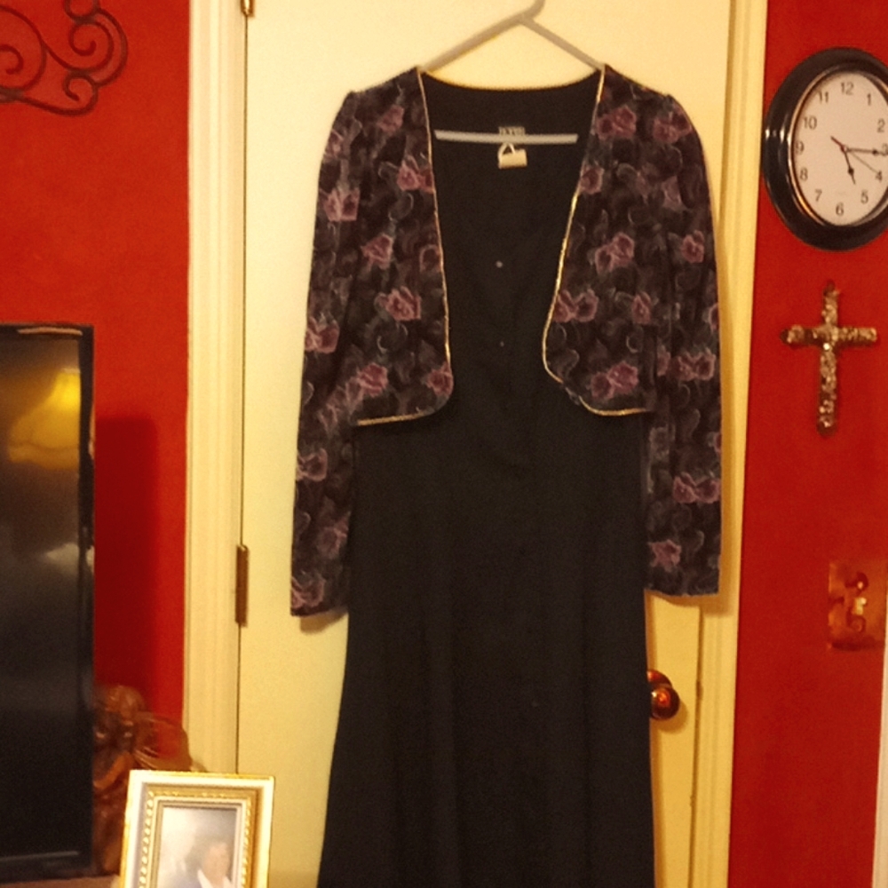 Ropers Western dress with attached jacket.